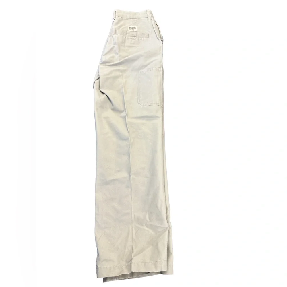 Columbia Khaki Pants 34x32‎